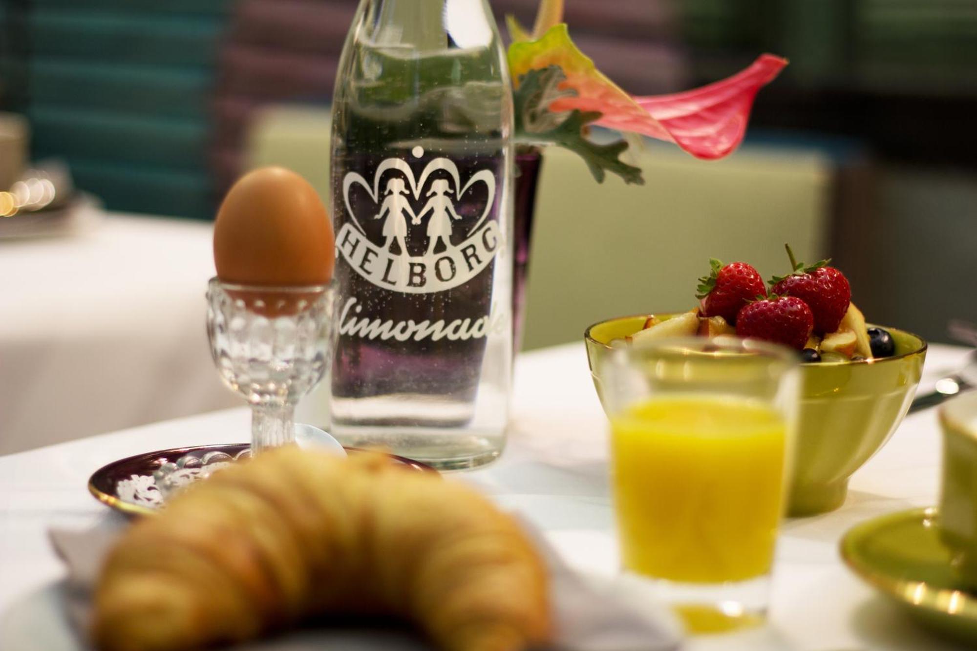 Saint Shermin Bed Breakfast & Champagne Wenen Buitenkant foto