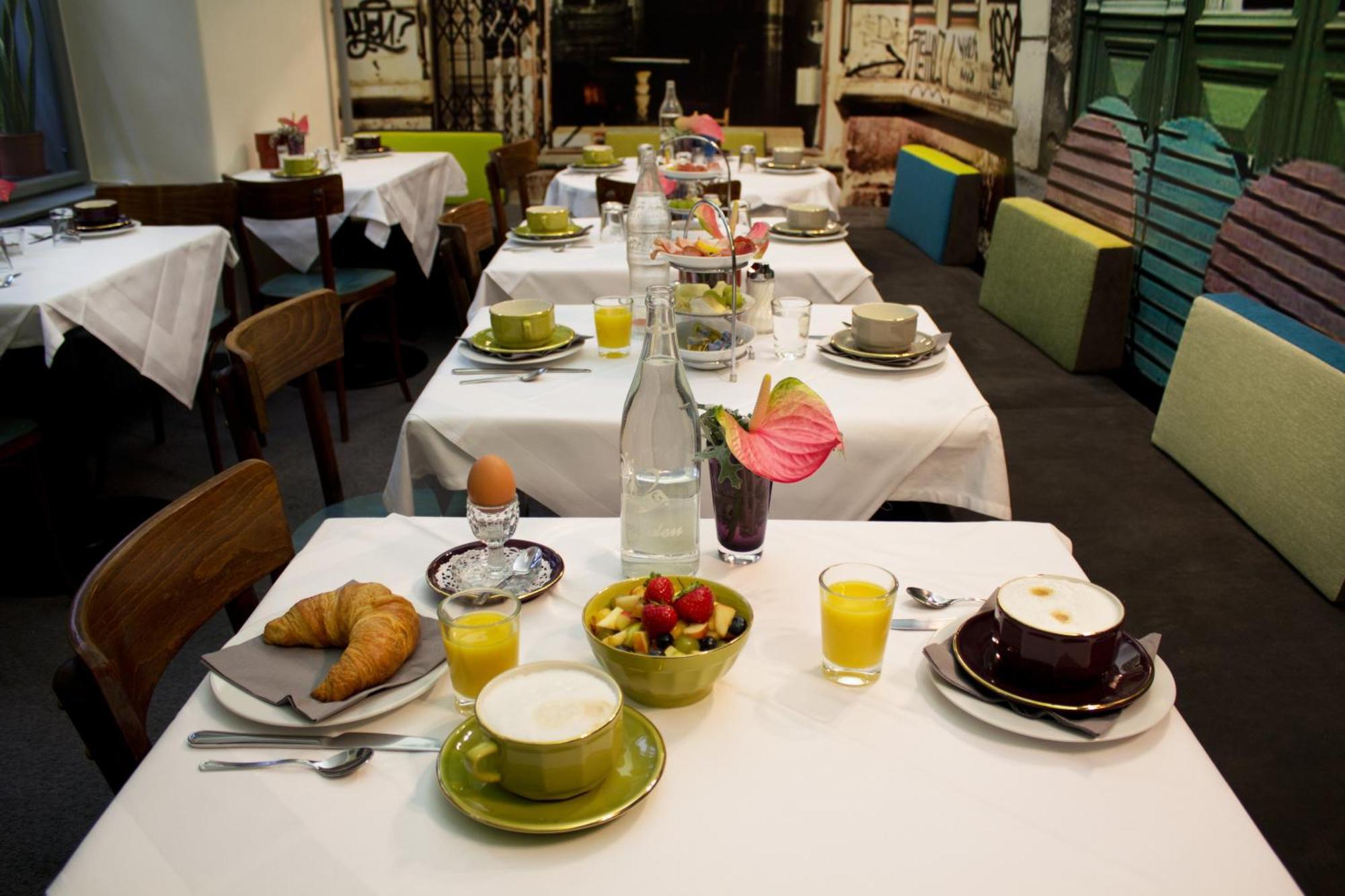 Saint Shermin Bed Breakfast & Champagne Wenen Buitenkant foto