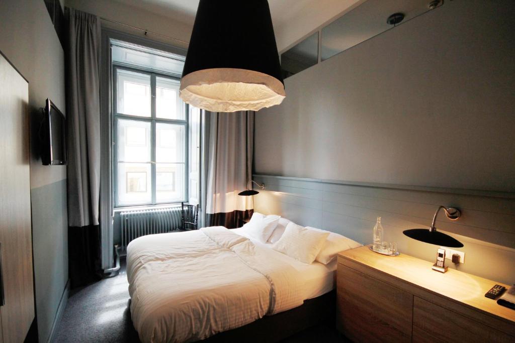 Saint Shermin Bed Breakfast & Champagne Wenen Buitenkant foto